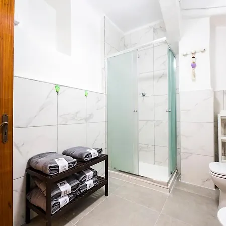 Apartment I Murales *
